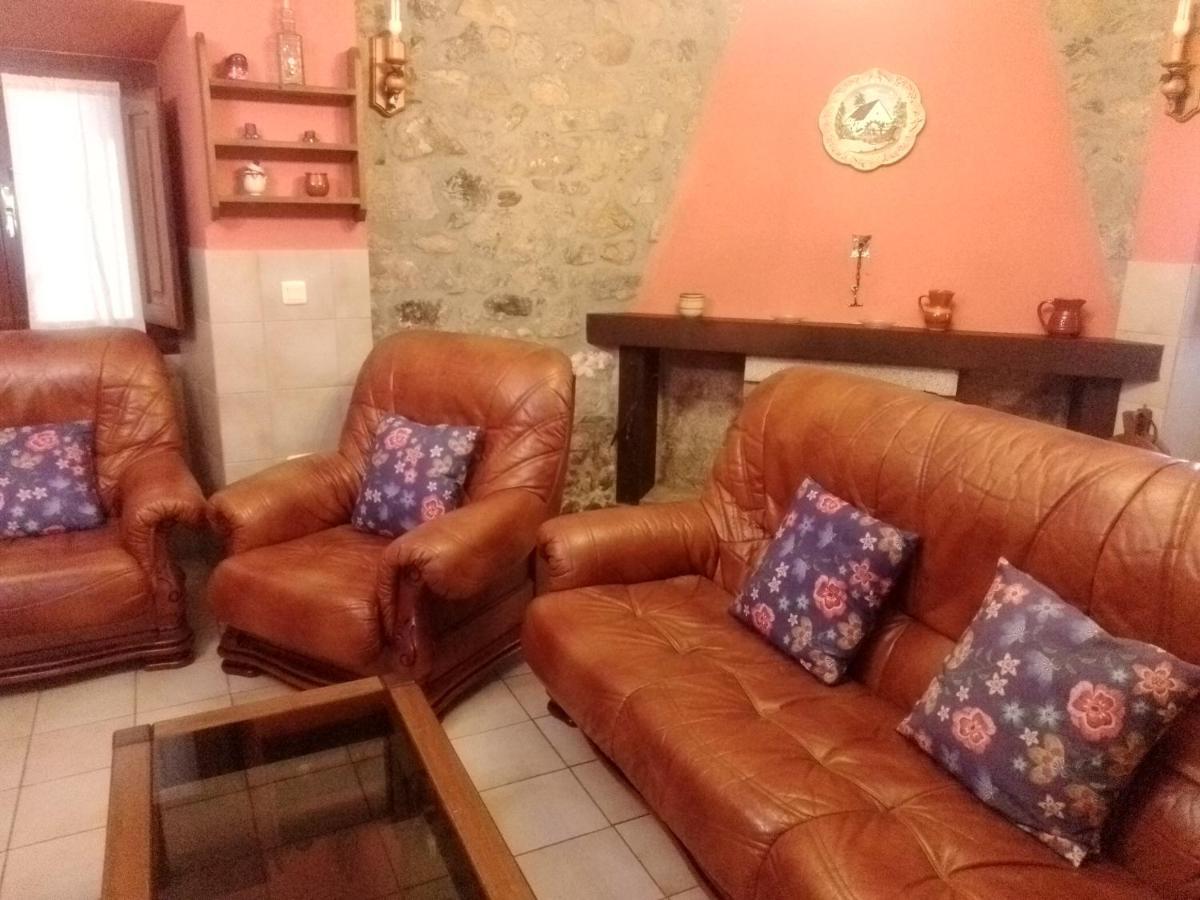 La Coruxa Holiday home *
